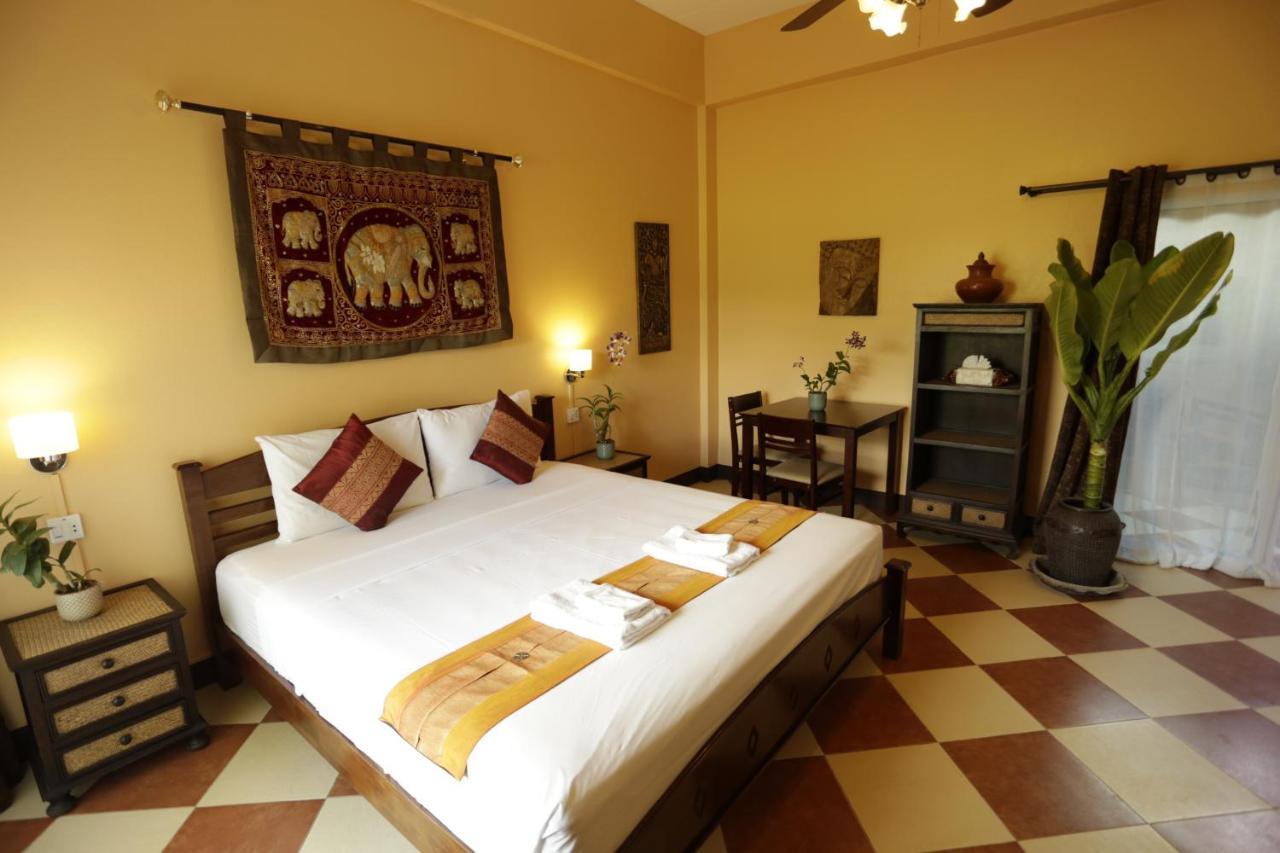 Liam'S Guesthouse Adults Only Chiang Mai Exterior photo