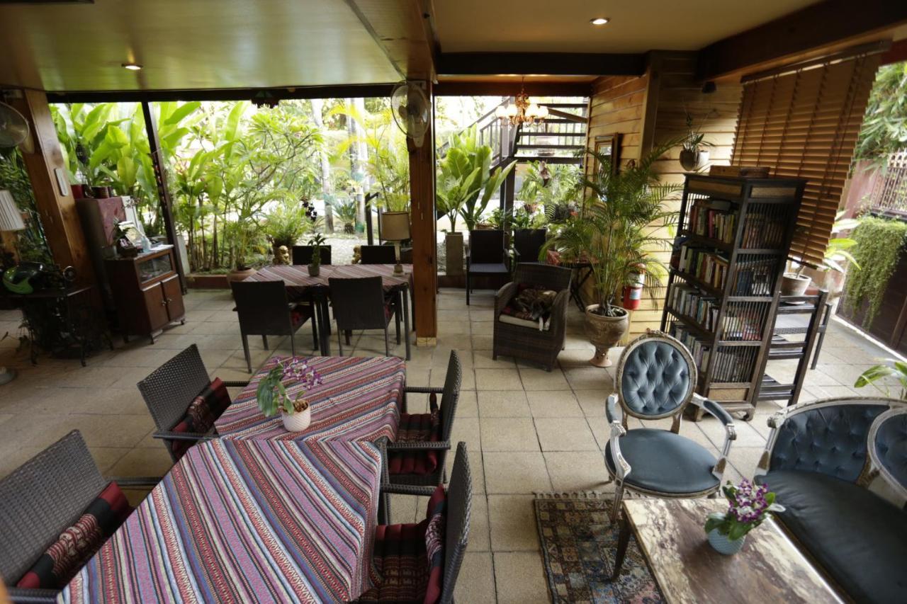 Liam'S Guesthouse Adults Only Chiang Mai Exterior photo