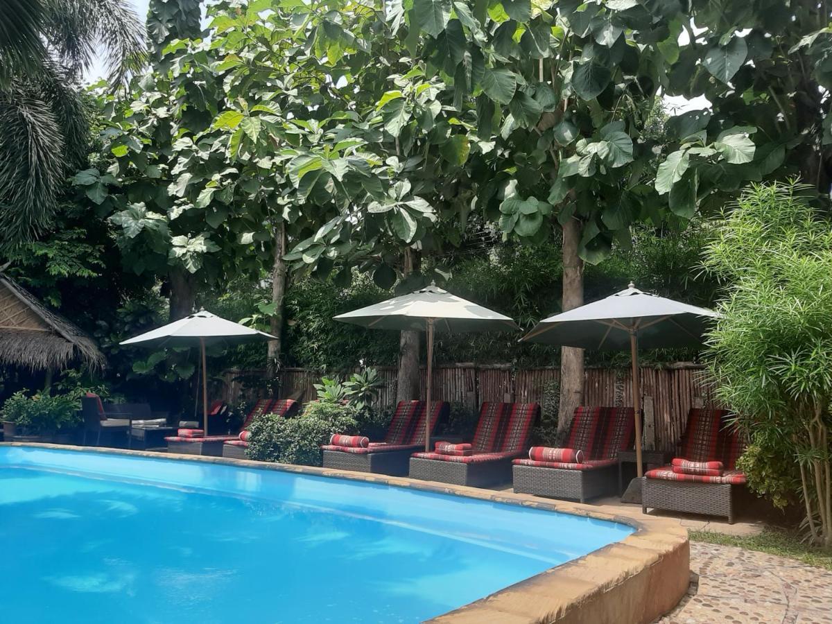 Liam'S Guesthouse Adults Only Chiang Mai Exterior photo